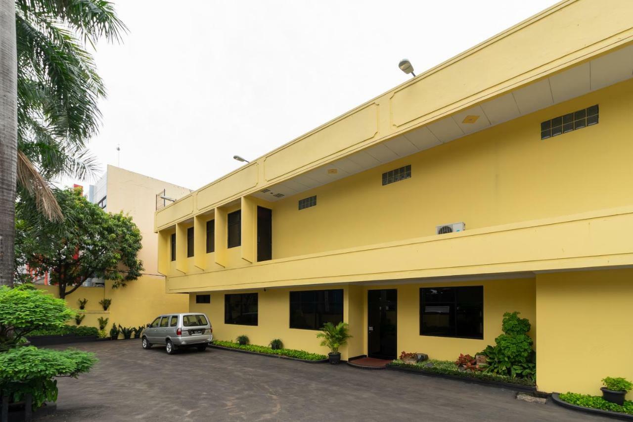 RedDoorz Plus near Ancol Jakarta Exterior foto